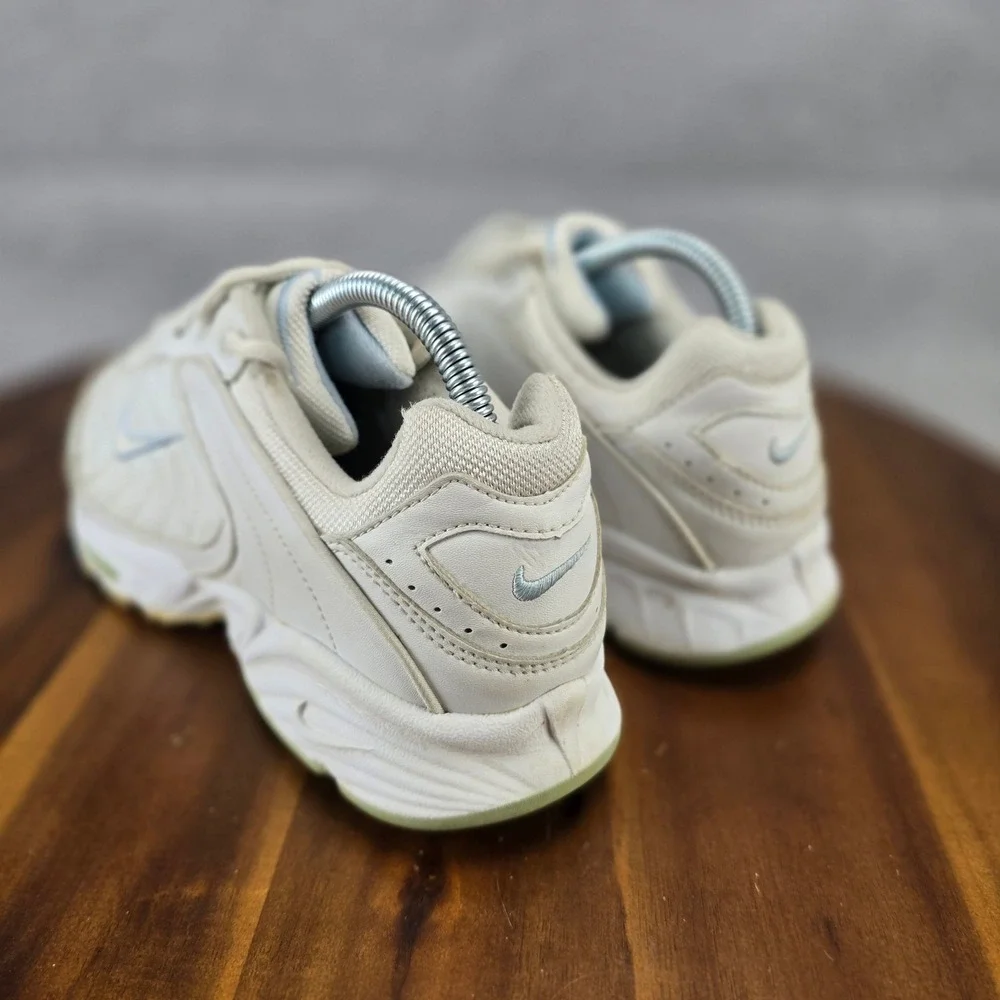 Nike Air Rolling Rail Womens 9 Vintage 2002 White Cream Walking Shoes 308699-112
